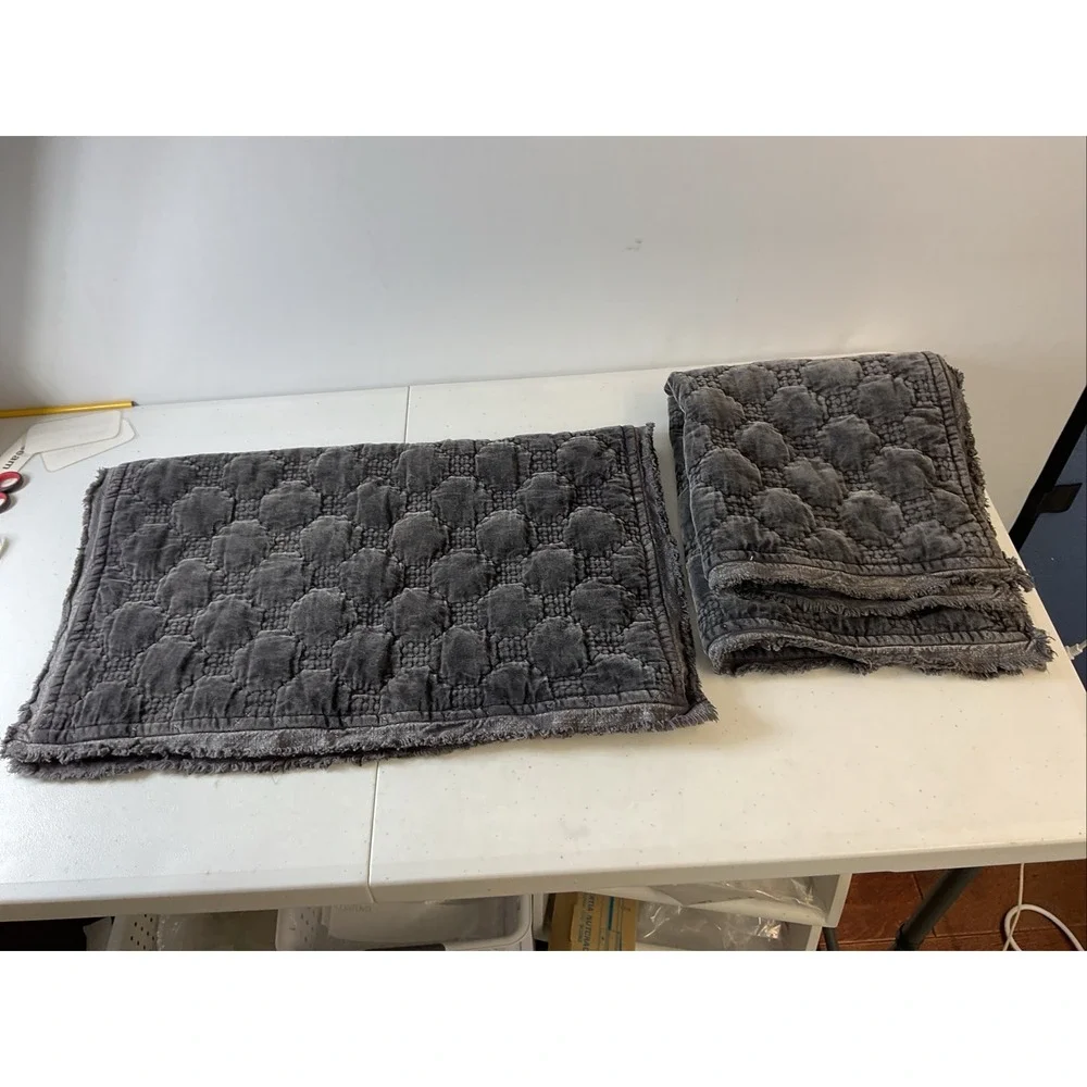 Set/2 Pottery Barn Velvet Lattice Stitch Quilted Sham Standard Gray Charcoal